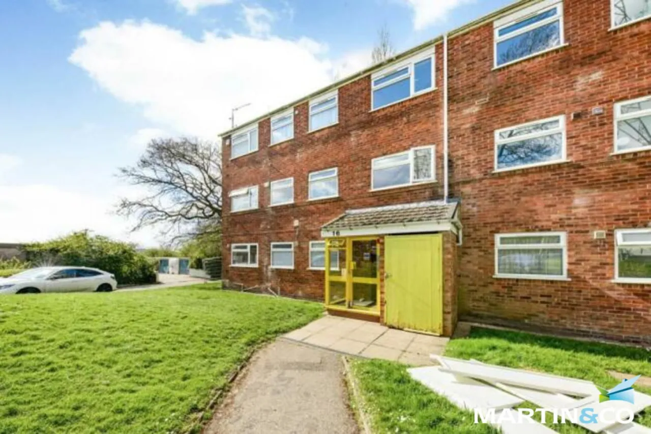 2 bed flat for sale, Clent Way, Bartley Green, B32