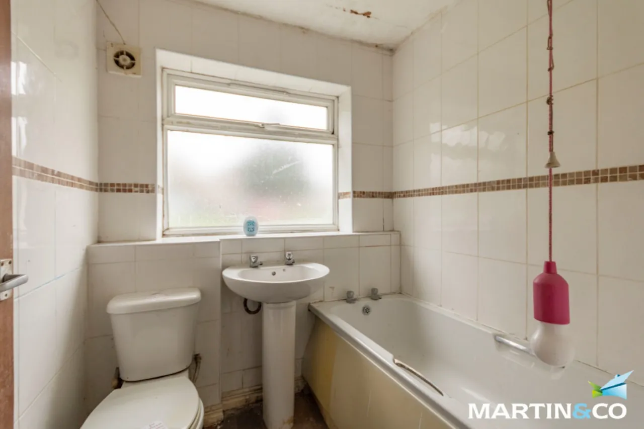 Clent Way, Bartley Green, B32, photo 7
