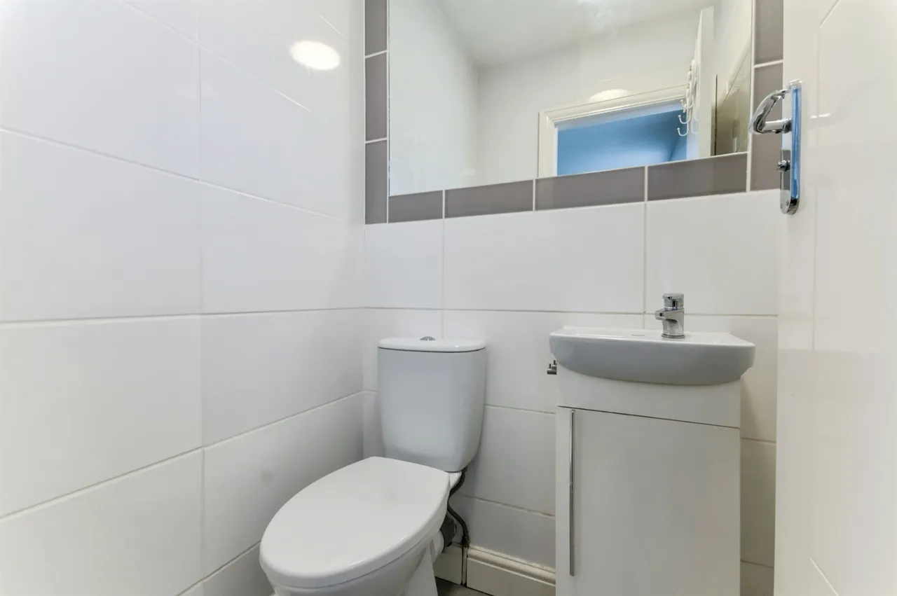Queens Crescent, Eastbourne, BN23, photo 9