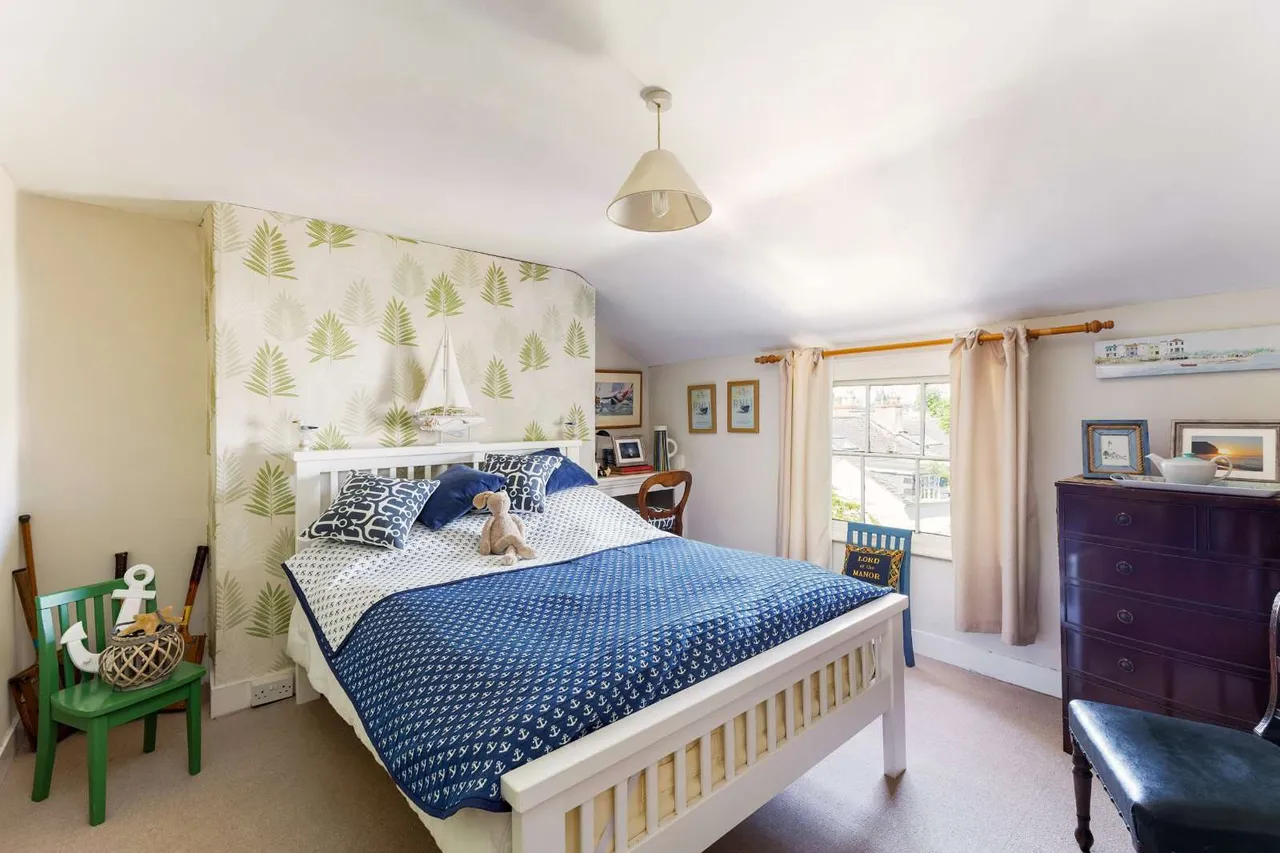 Ashford Road, Cheltenham, GL50, photo 11