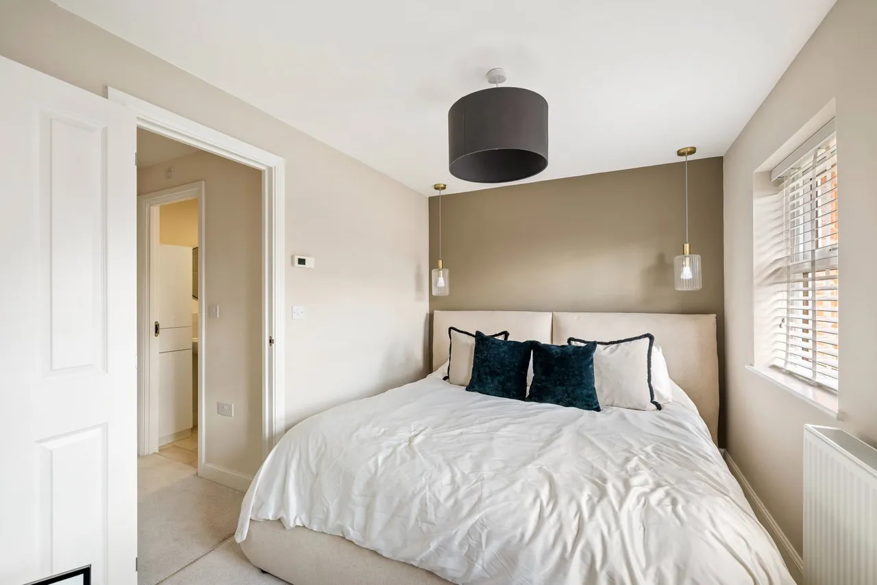 Azalea Lane, Witham St Hughs, LN6, photo 9