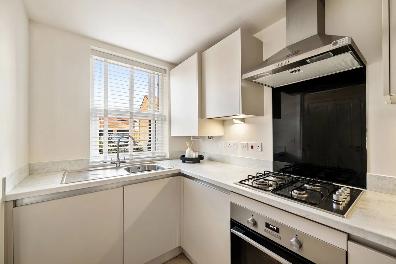 Azalea Lane, Witham St Hughs, LN6, photo 4