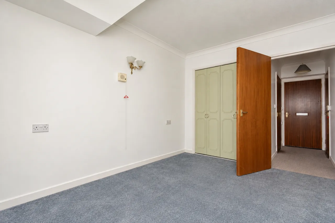 Hunting Gate, Birchington, CT7, photo 5
