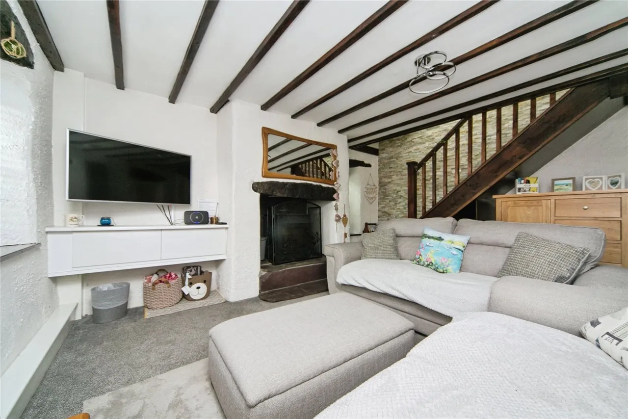 Gyrn Goch, Caernarfon, LL54, photo 13