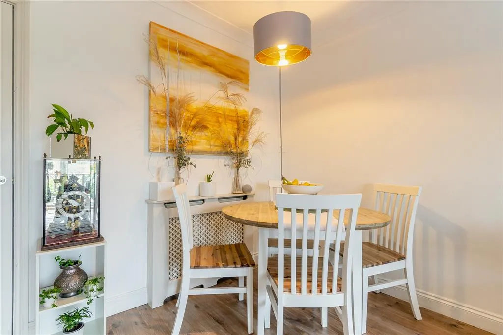 Radcliffe Road, Stamford, PE9, photo 3