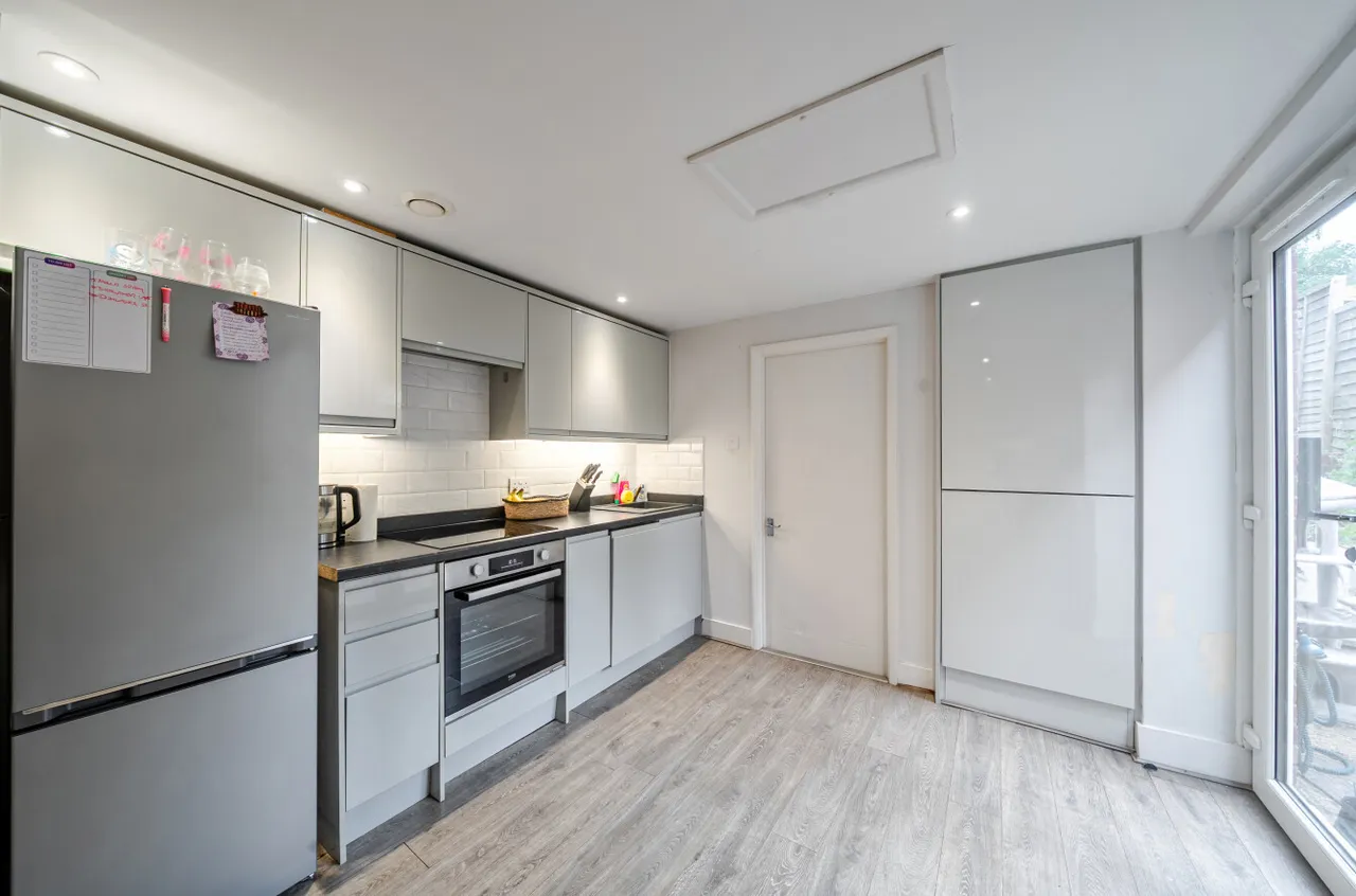 Wilton Avenue, Polygon, SO15, photo 6