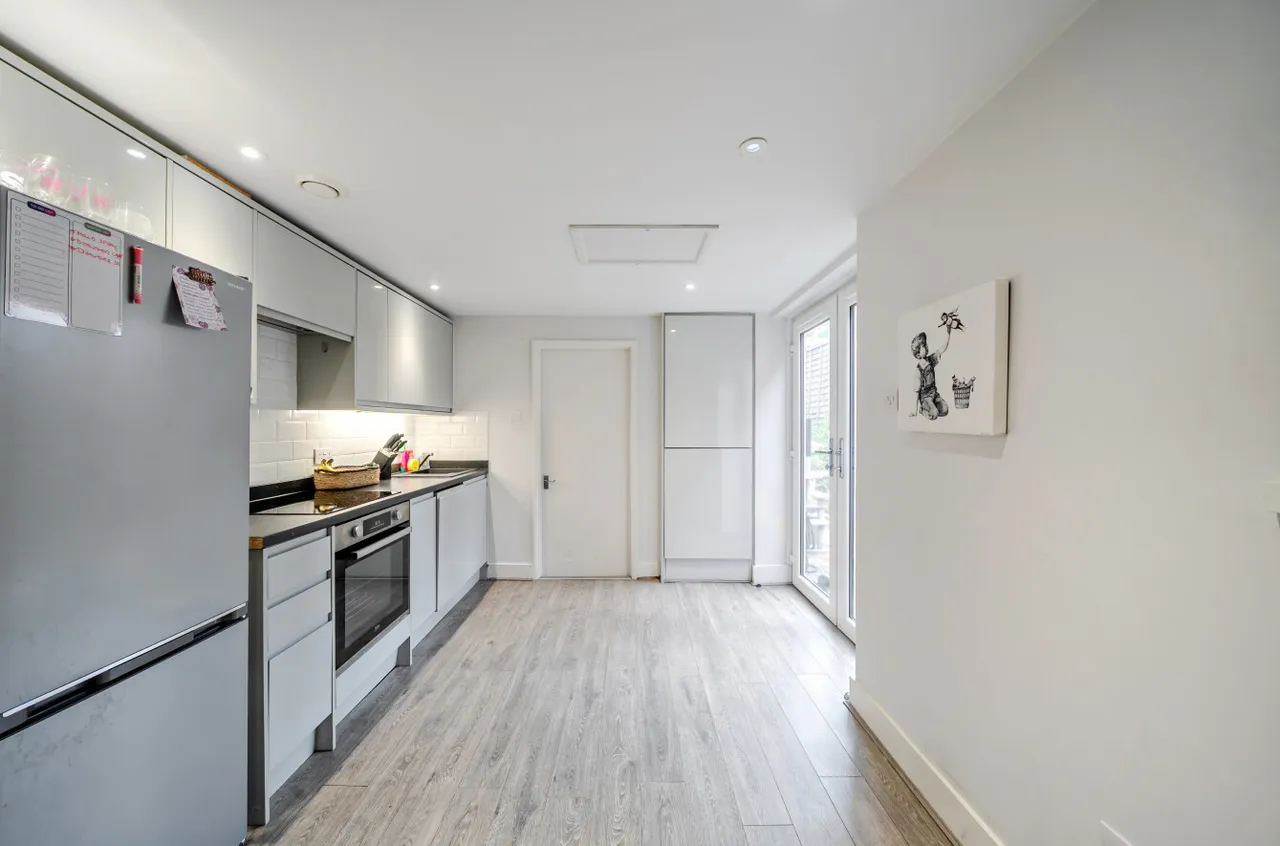 Wilton Avenue, Polygon, SO15, photo 5