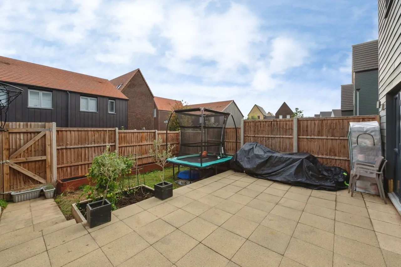 Allington Lane, Western Cross, DA10, photo 16