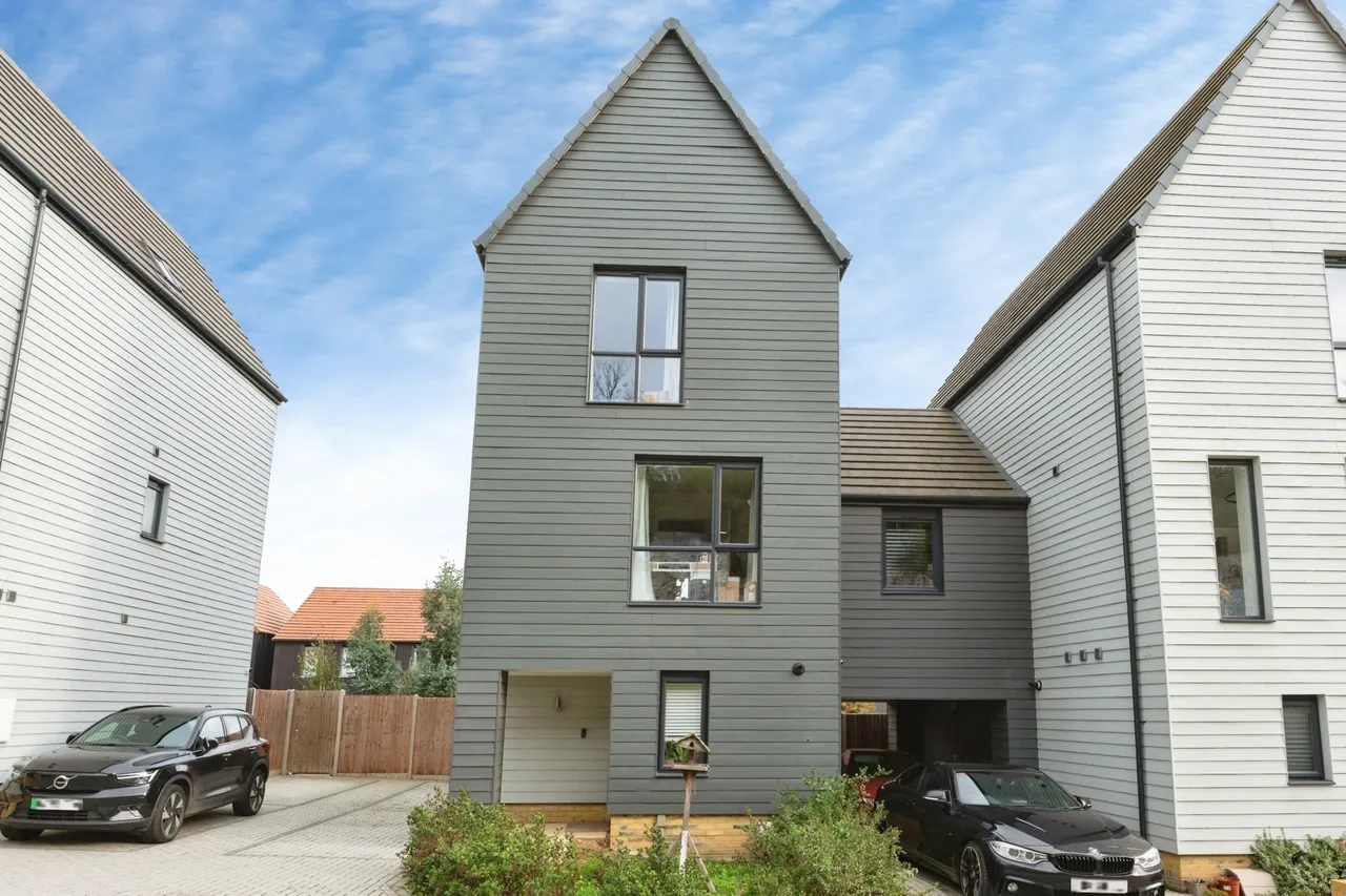 Allington Lane, Western Cross, DA10, photo 17