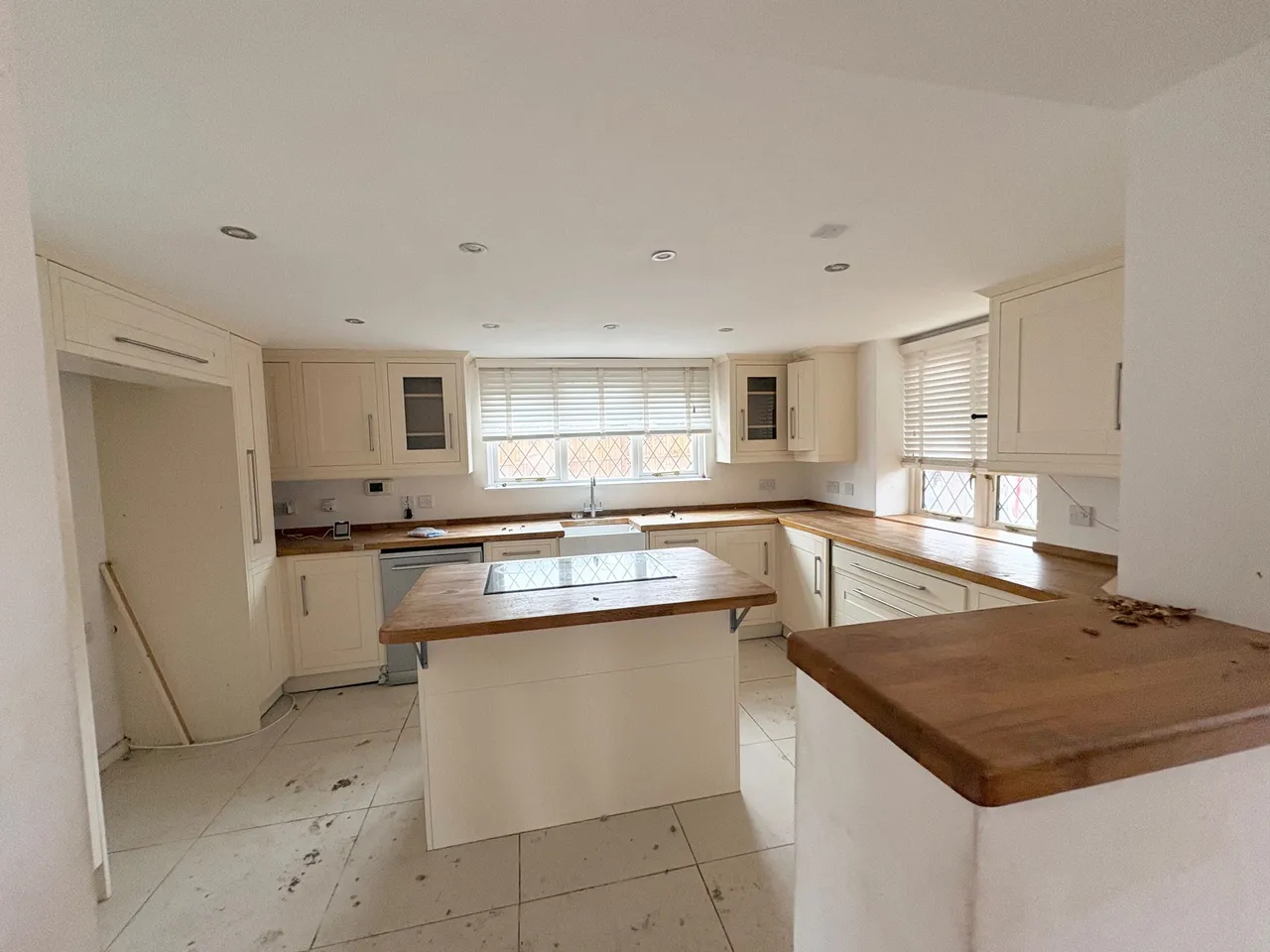 Oakley House Thorn Road, Houghton Regis, Dunstable, Dunstable, LU5 6JQ, photo 5