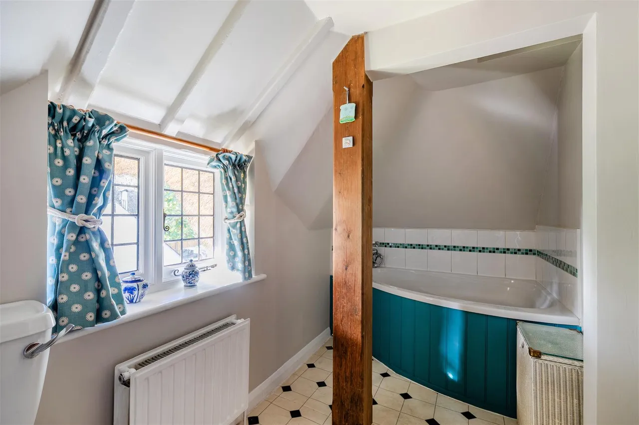 High Street, Burbage, SN8, photo 10
