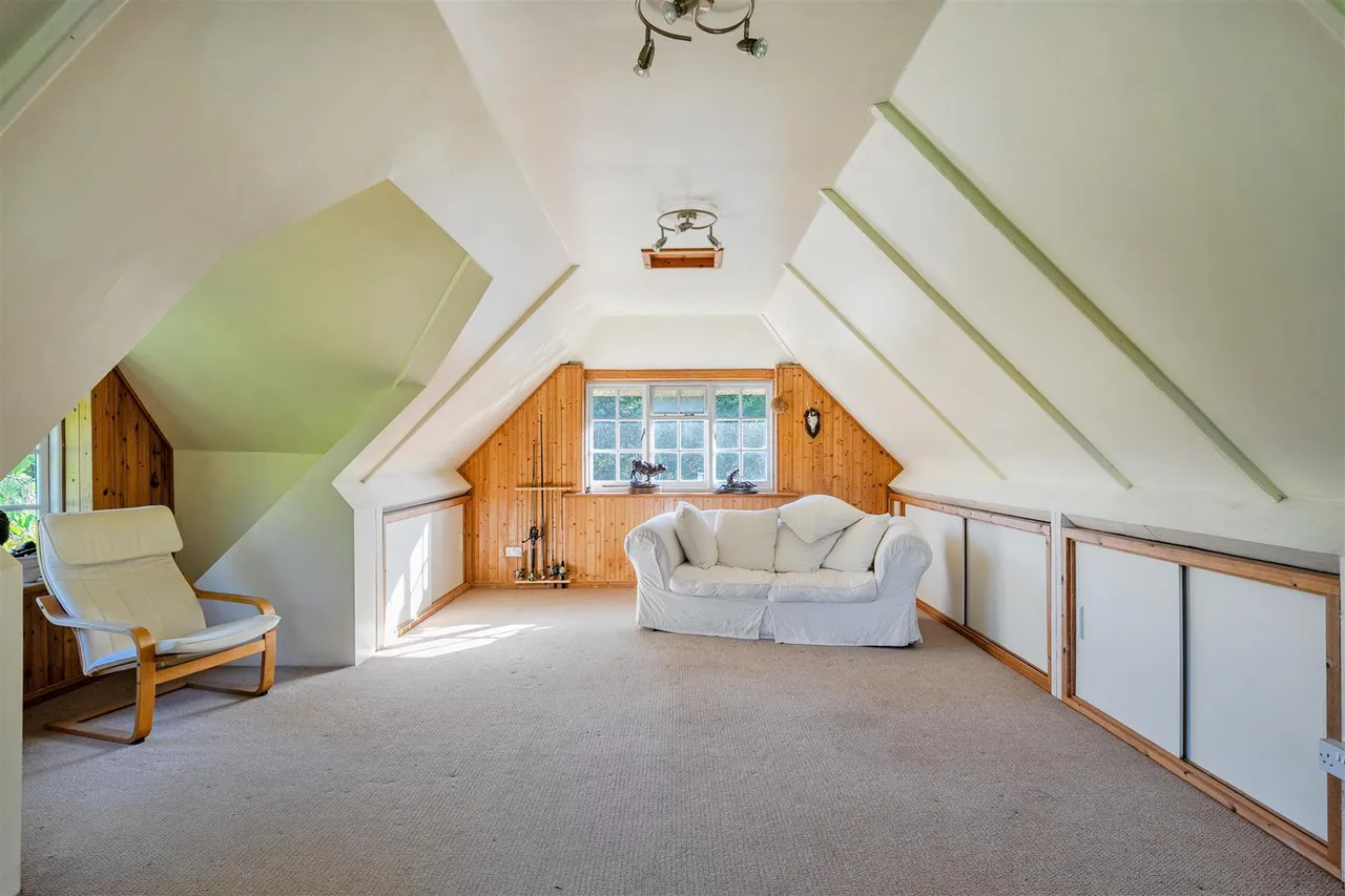 High Street, Burbage, SN8, photo 16