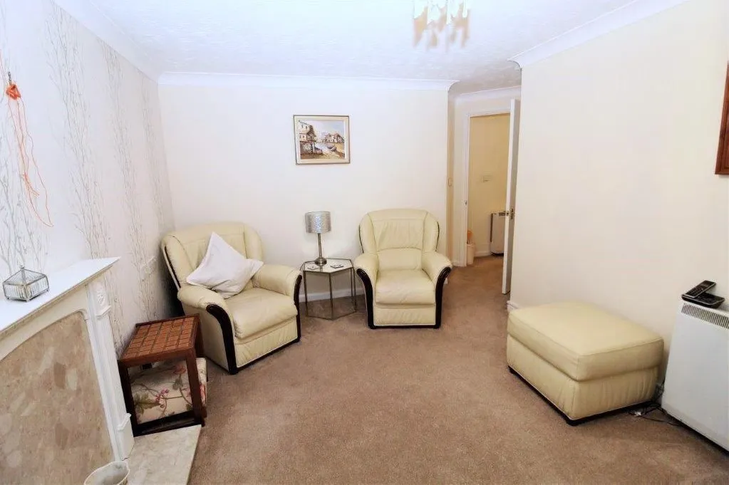 Hudsons Court,Darkes Lane, Potters Bar EN6 1DH, photo 6