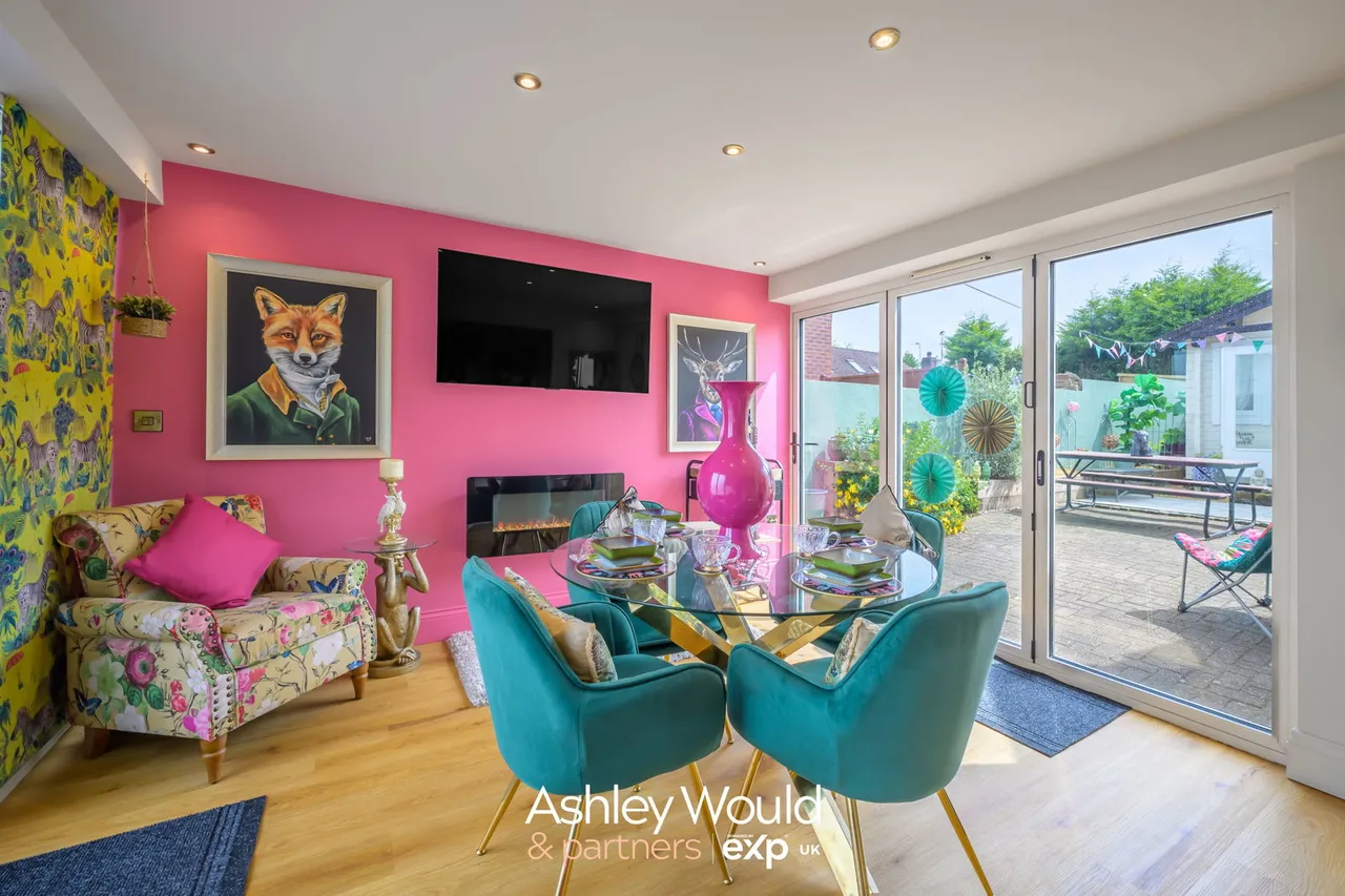 Lovett Cottage, Cutnall Green, WR9, photo 5