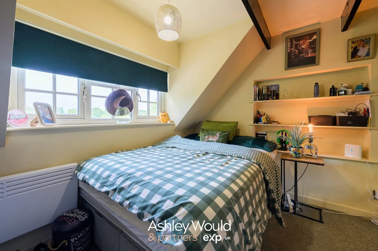 Lovett Cottage, Cutnall Green, WR9, photo 16