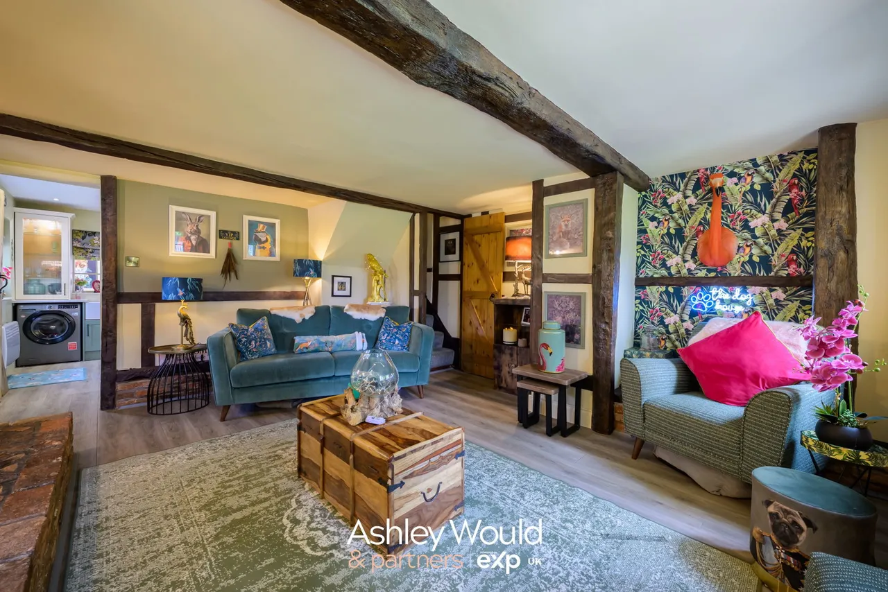 Lovett Cottage, Cutnall Green, WR9, photo 6