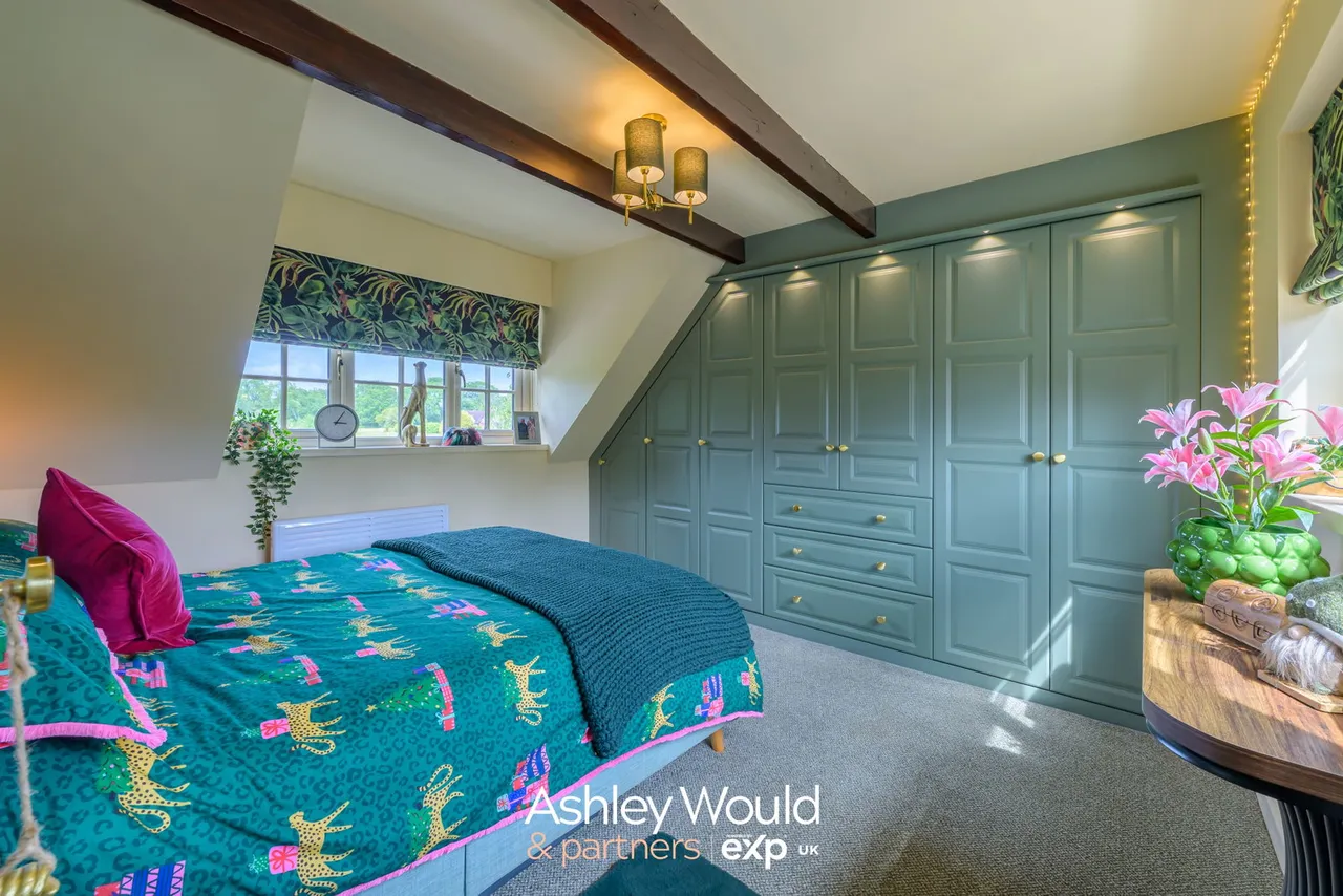 Lovett Cottage, Cutnall Green, WR9, photo 17