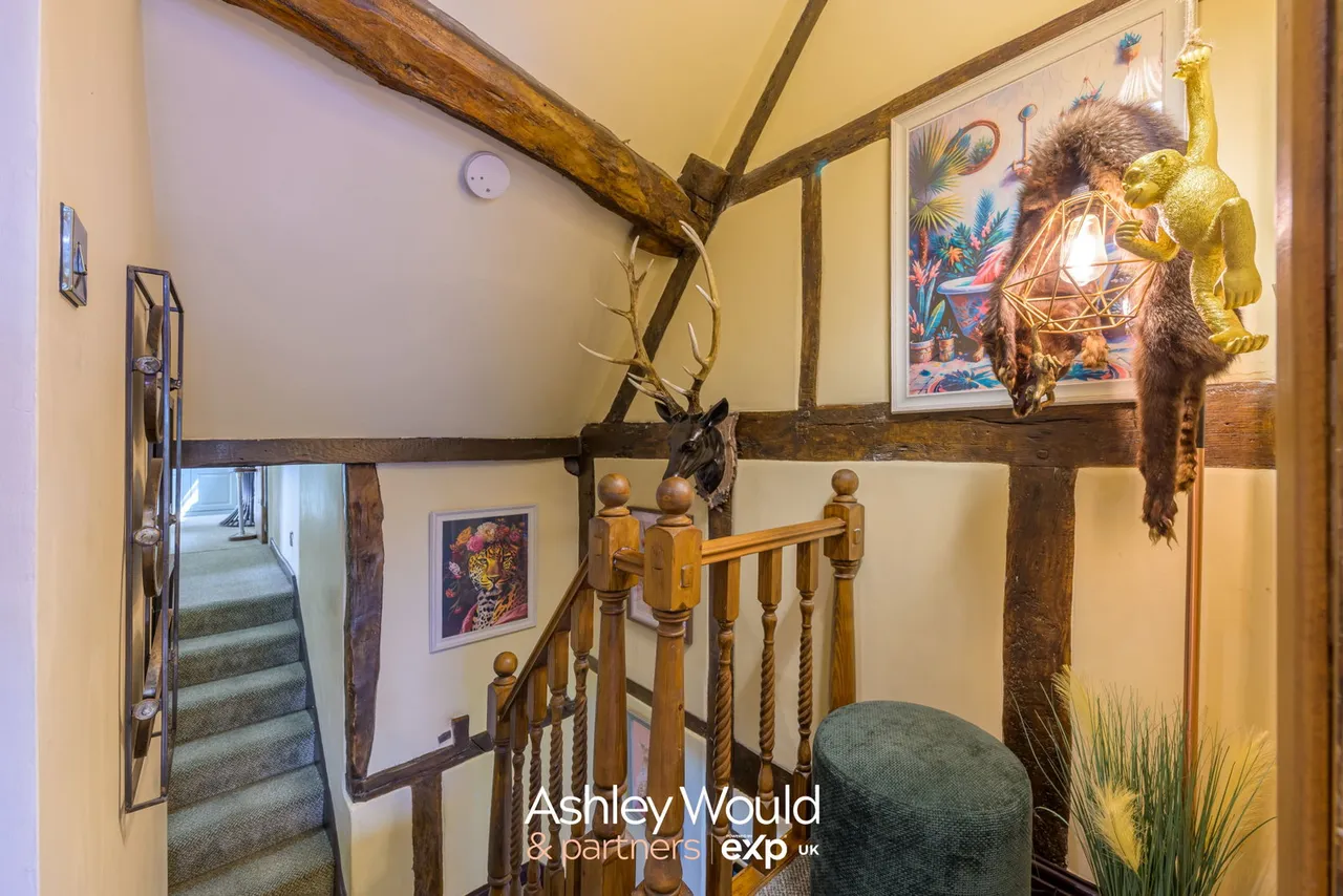 Lovett Cottage, Cutnall Green, WR9, photo 14