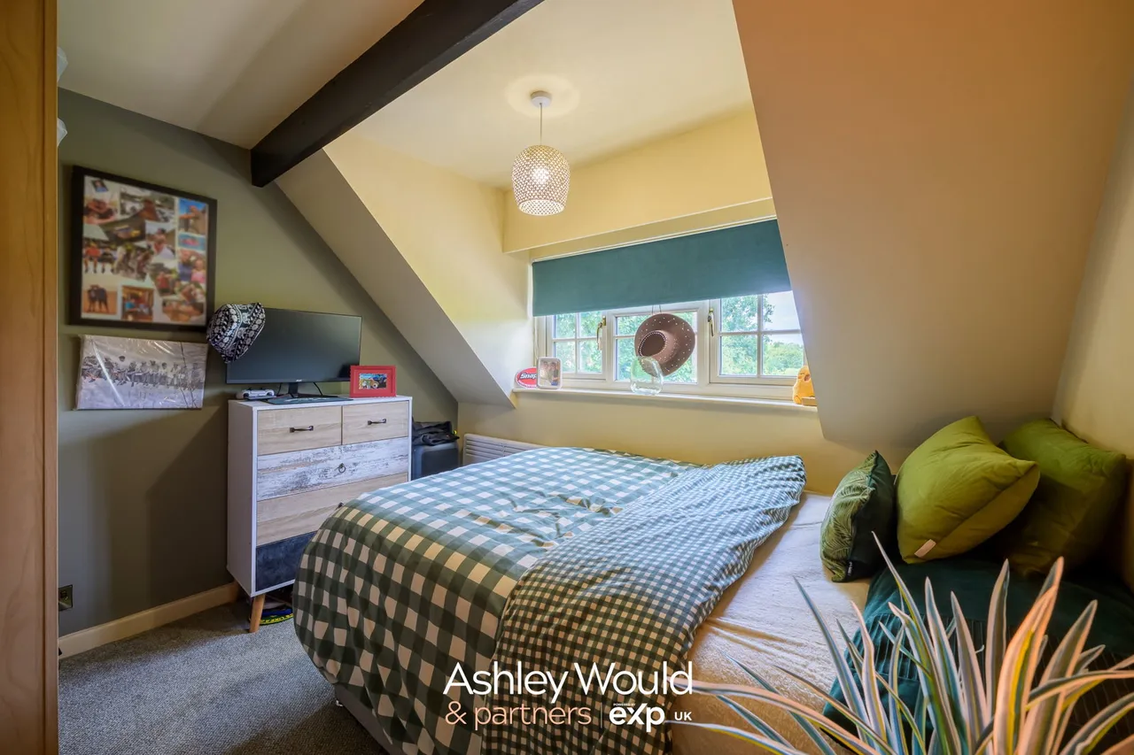 Lovett Cottage, Cutnall Green, WR9, photo 15