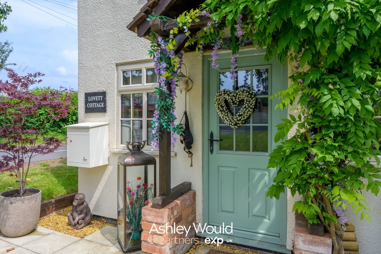 Lovett Cottage, Cutnall Green, WR9, photo 25
