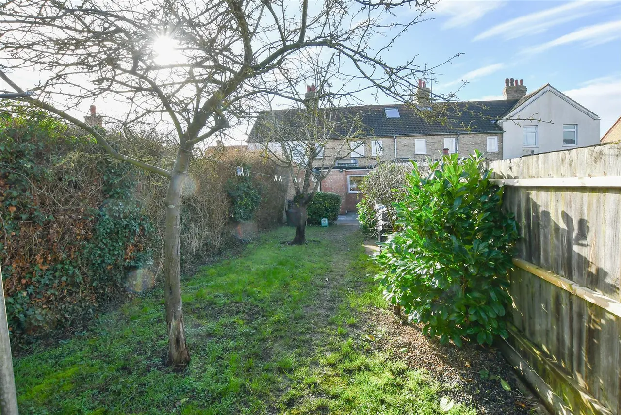 Mildenhall Road, Fordham, CB7, photo 13