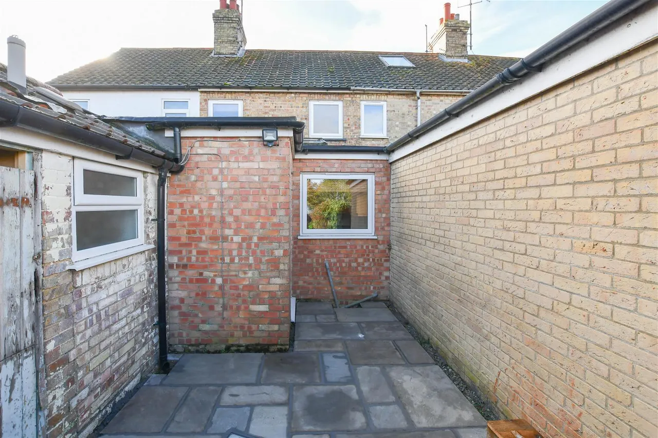 Mildenhall Road, Fordham, CB7, photo 17