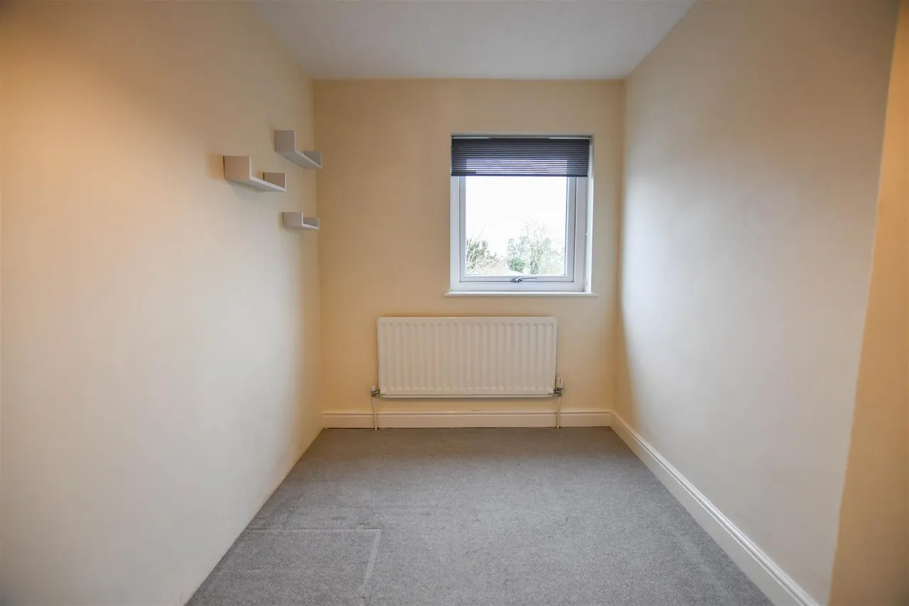 Mildenhall Road, Fordham, CB7, photo 11