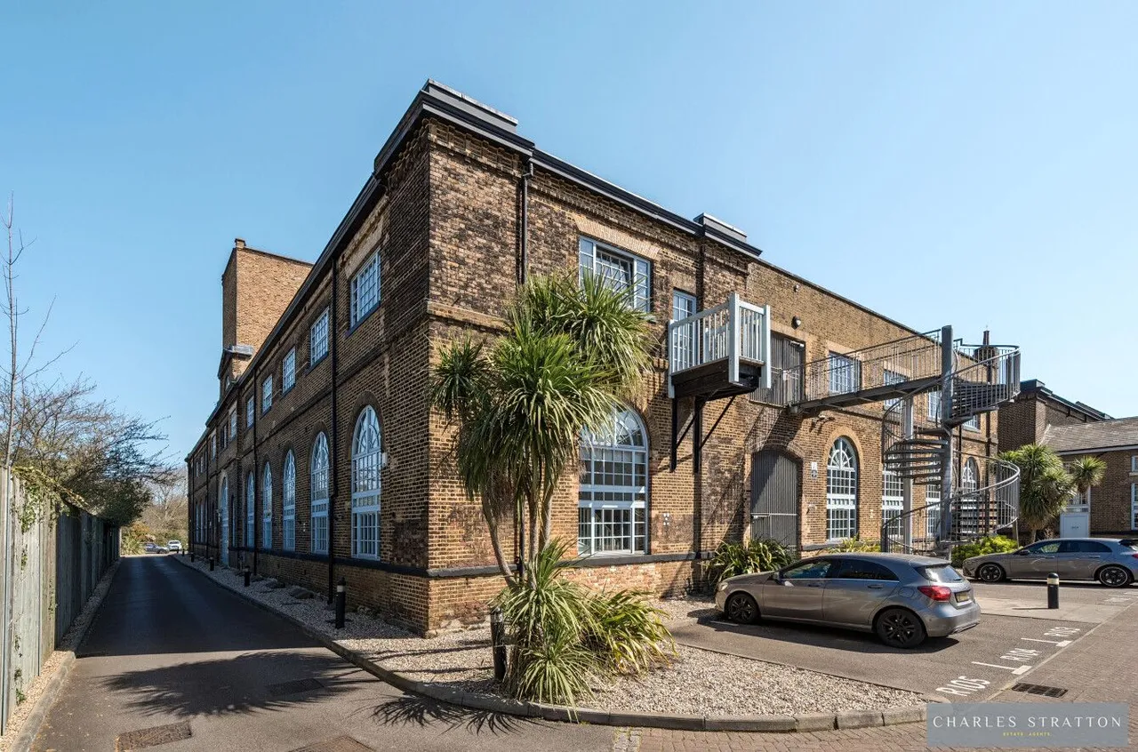 North Block, The Railstore, Romford, Essex, RM2 6JN, photo 2