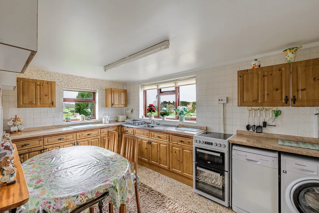 New Farm, Woodseaves, photo 4