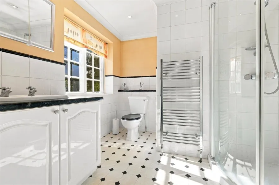 with 4 bedrooms in Little Hallingbury, Nr Bishop's Stortford, CM22, photo 14