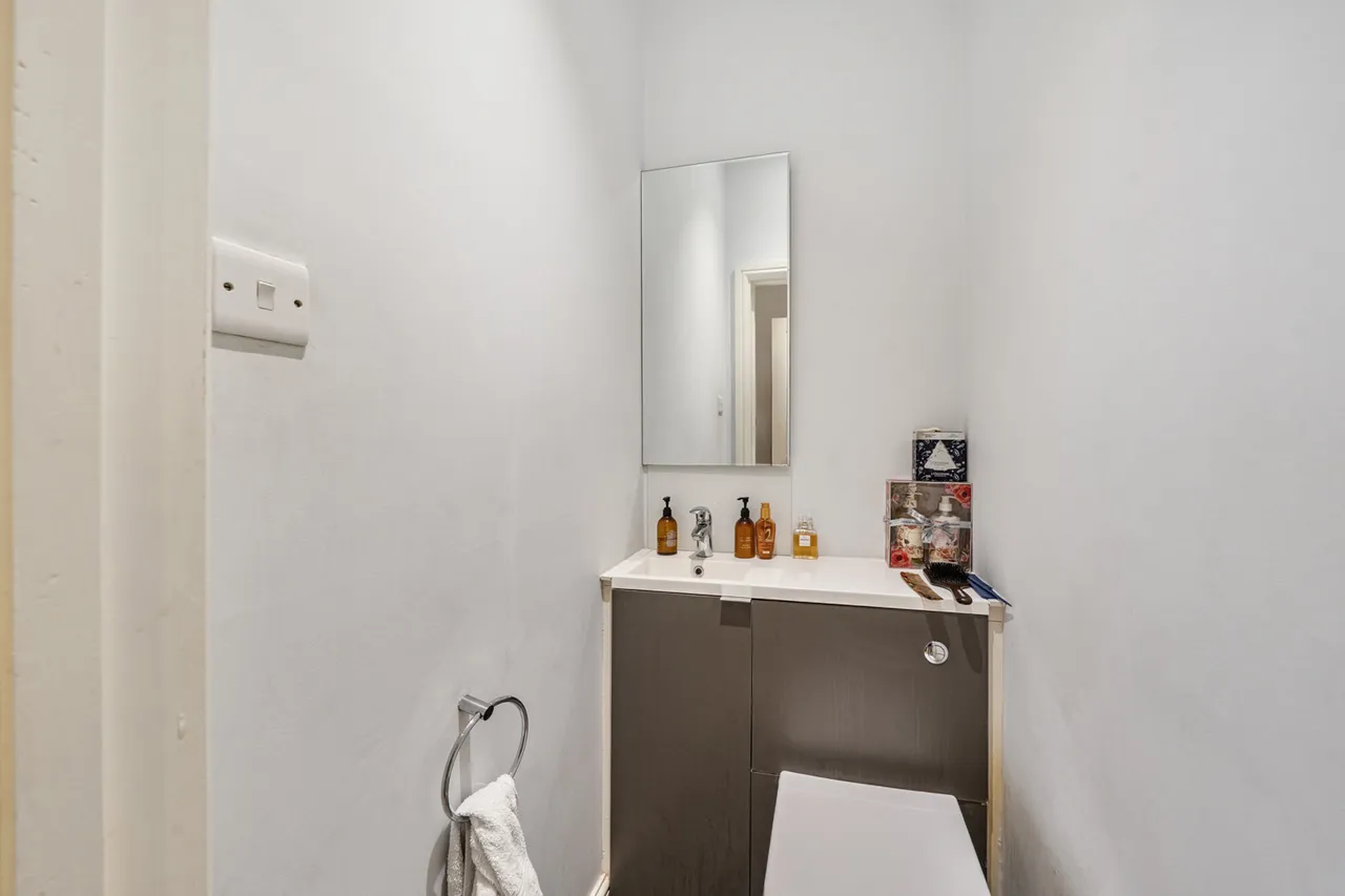 Rofant Road, Northwood, HA6, photo 9