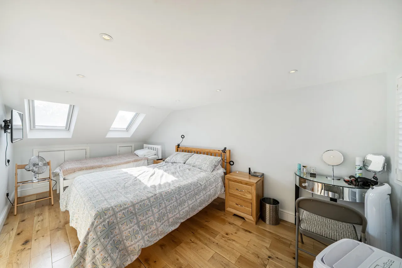 Rofant Road, Northwood, HA6, photo 15