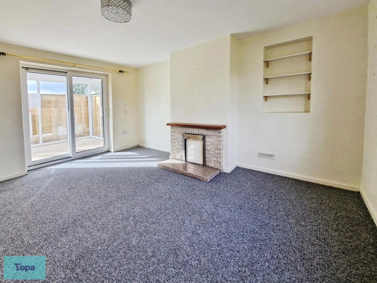 High Street, Wroot, DN9, photo 8