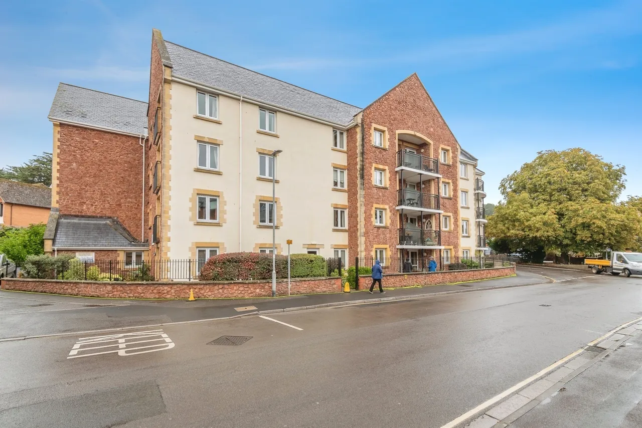 1 bed flat for sale, Blenheim Road, Minehead, TA24