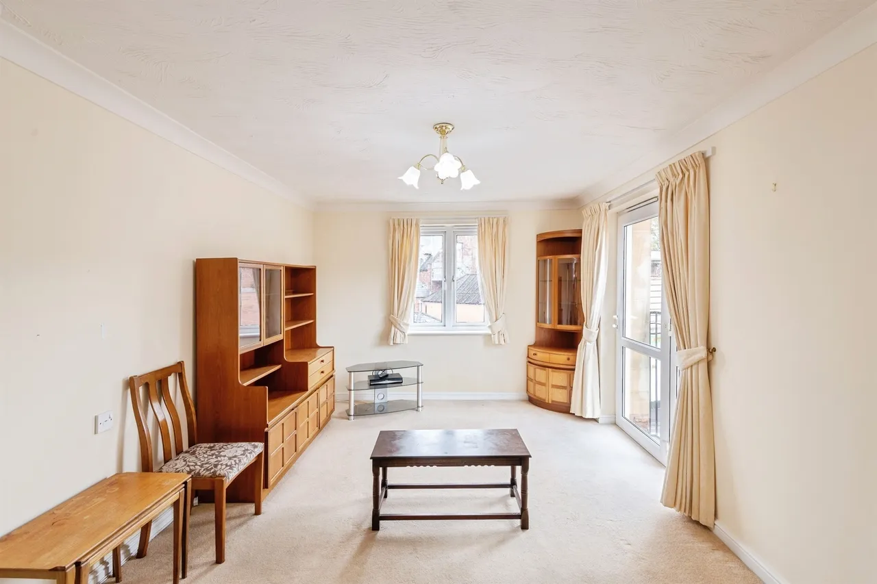 Blenheim Road, Minehead, TA24, photo 5