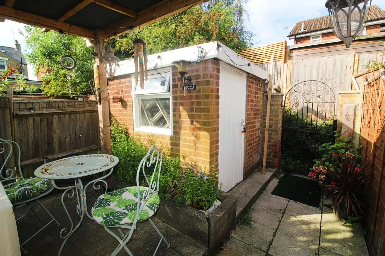 St. Stephens Road, Barnet EN5 2TA, photo 11