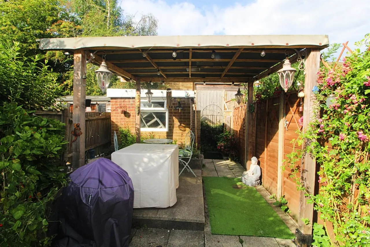 St. Stephens Road, Barnet EN5 2TA, photo 12