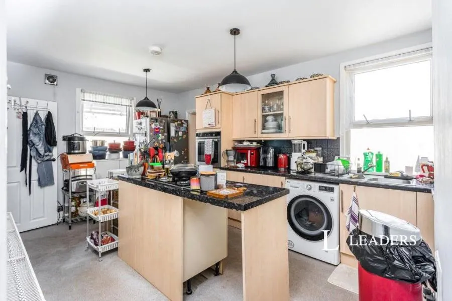 Slimbridge Road, Burgess Hill, RH15, photo 5