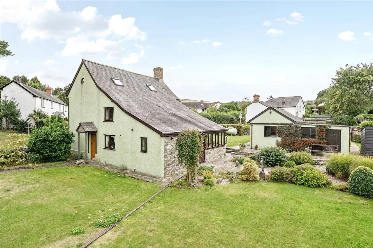 Knighton Road, Clun, Craven Arms, Shropshire, SY7 8JH, photo 23
