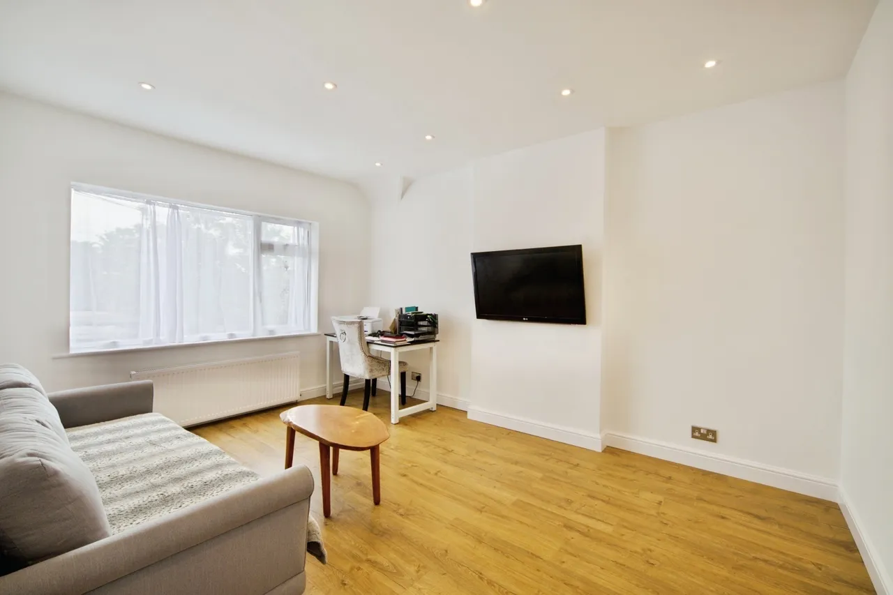 Crosby Road, Dagenham, Essex, RM10, photo 7