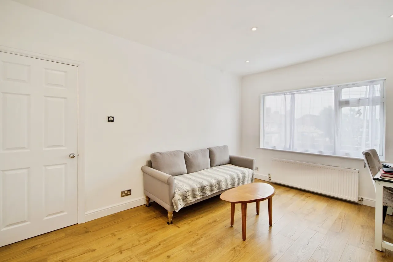 Crosby Road, Dagenham, Essex, RM10, photo 8
