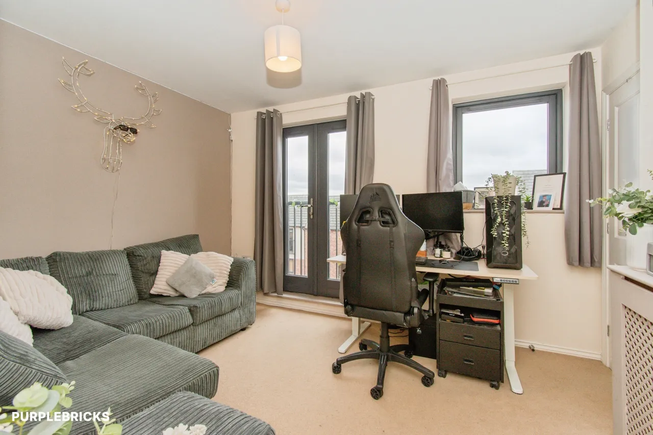Siskin Way, Allerton Bywater, WF10, photo 13