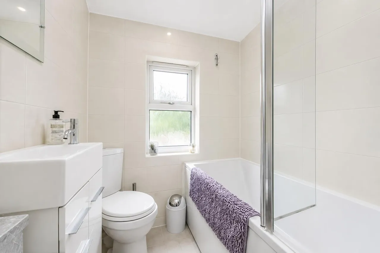 Passfield Avenue, Eastleigh, Eastleigh, Hampshire, SO50 9ND, photo 9