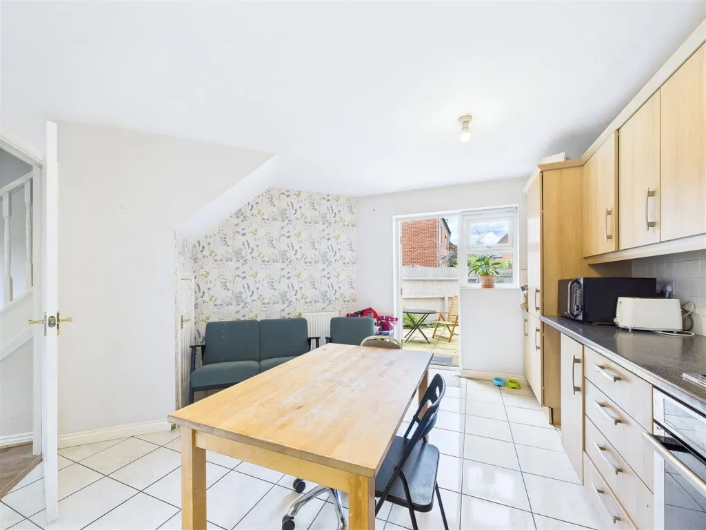Nothill Road, Hilton, DE65, photo 6