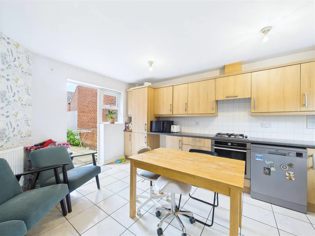 Nothill Road, Hilton, DE65, photo 5