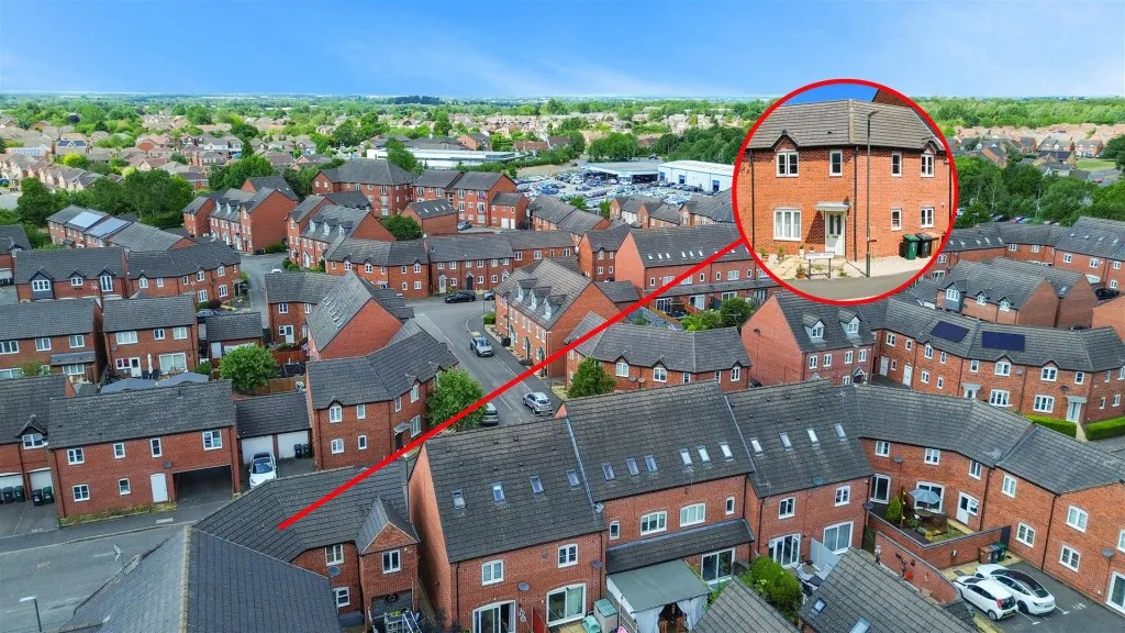 3 bed house for sale, Nothill Road, Hilton, DE65