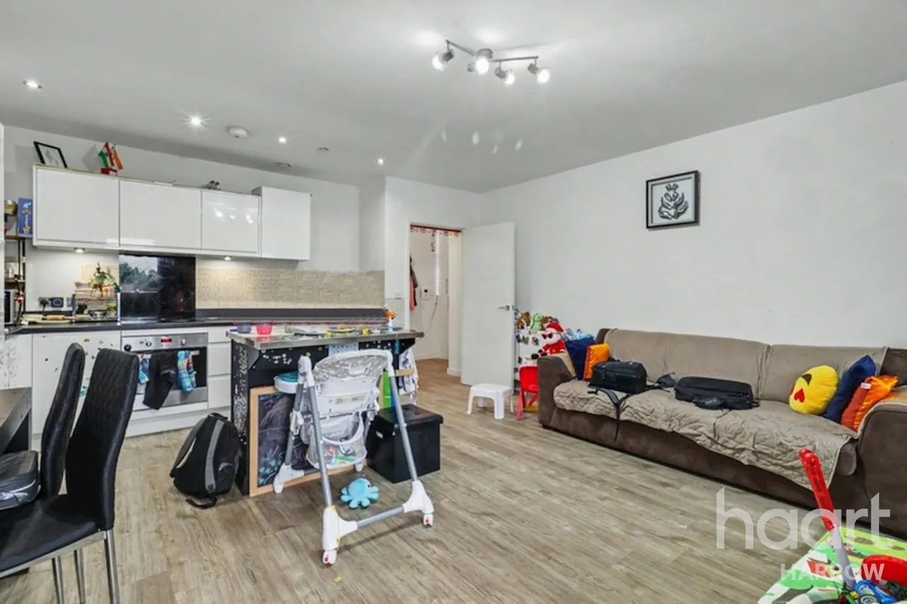 Westmoreland Road, London, NW9, photo 5