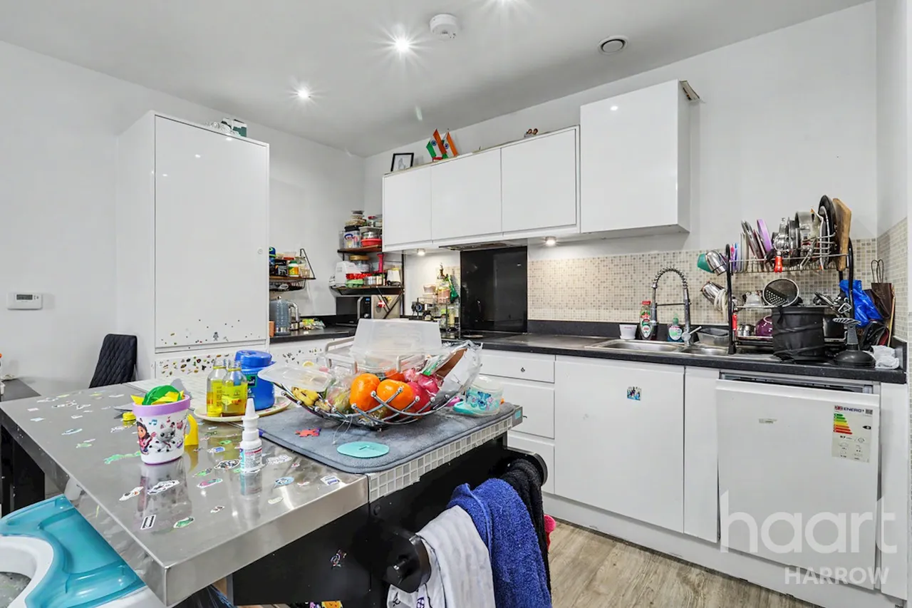 Westmoreland Road, London, NW9, photo 6