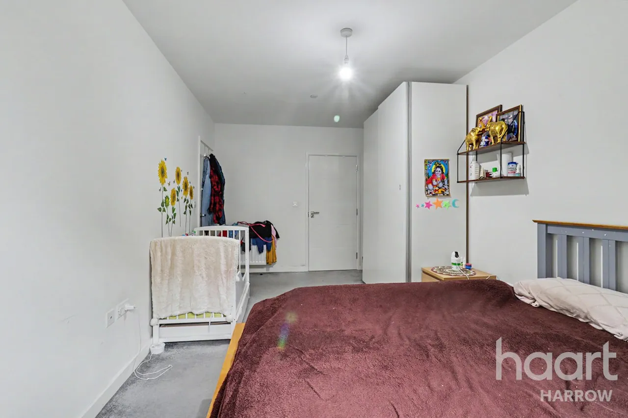 Westmoreland Road, London, NW9, photo 11