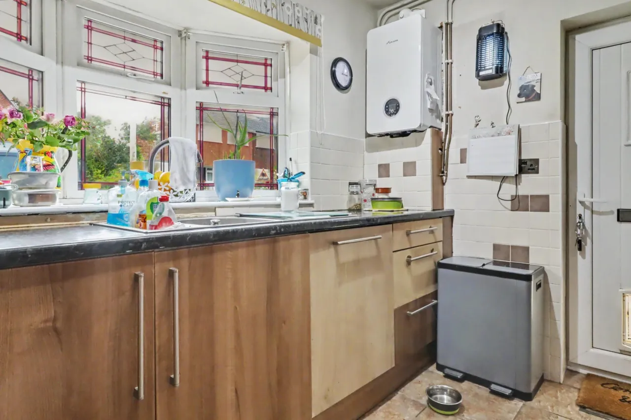 Wiltshire Drive, Congleton, photo 6